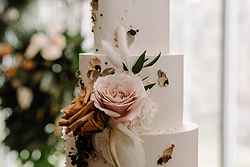 Bridal Select Cakes