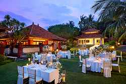 Luxury Outdoor Weddings - Grand Hyatt Bali