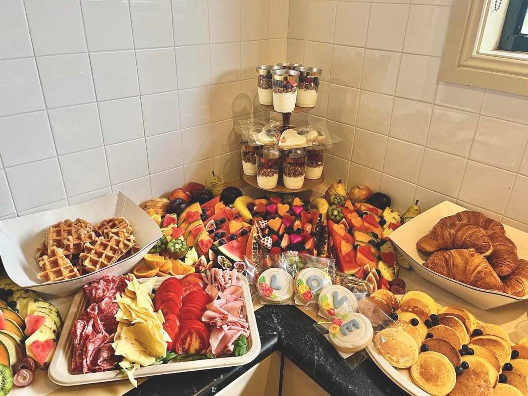 graze | wedding caterers | cost, reviews & photos |... Grazing The Hunter - Wedding Caterers Cessnock | Real Weddings