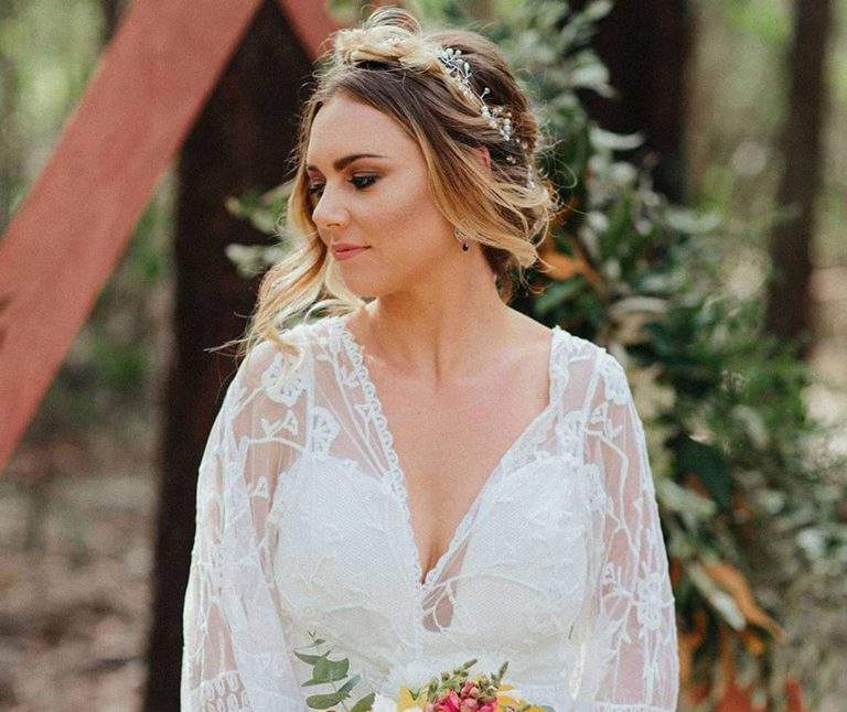 Rebecca Noy Makeup Artist Wedding Hair and Makeup Yamba Real Weddings