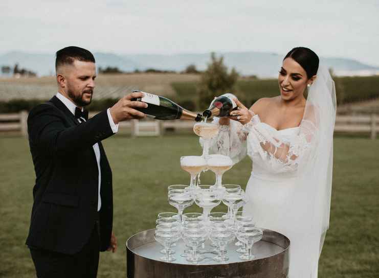 Aaron and Laura at Zonzo Estate