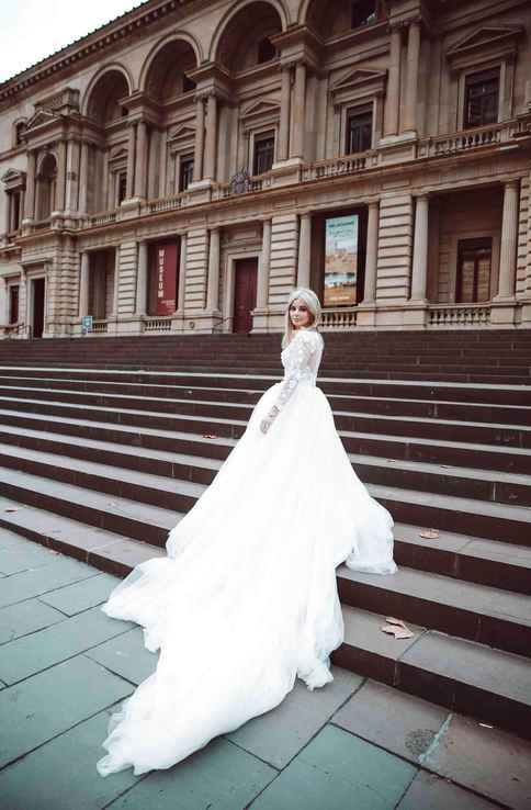 Weddings at State Library of Victoria of Elizabeth & Glenn