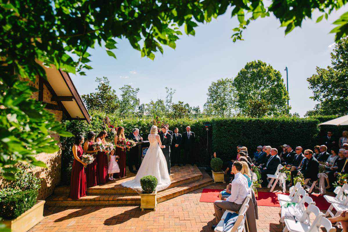 Hills Lodge Hotel Weddings