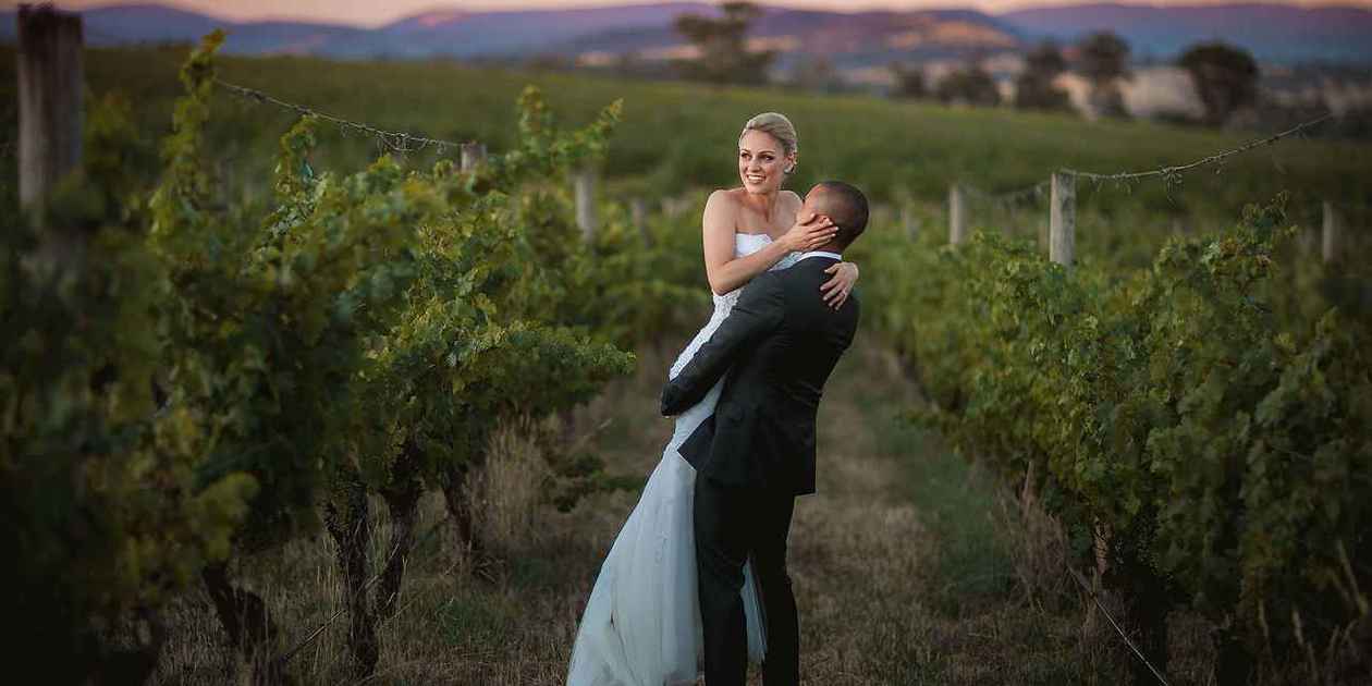 Oakridge Wines Wedding Venue in Victoria
