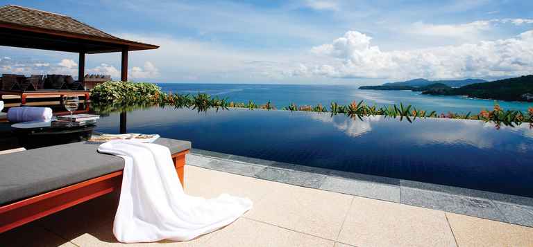 Pool Villa - Infinity Pool Day.jpg