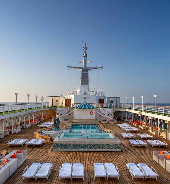 crystal cruises