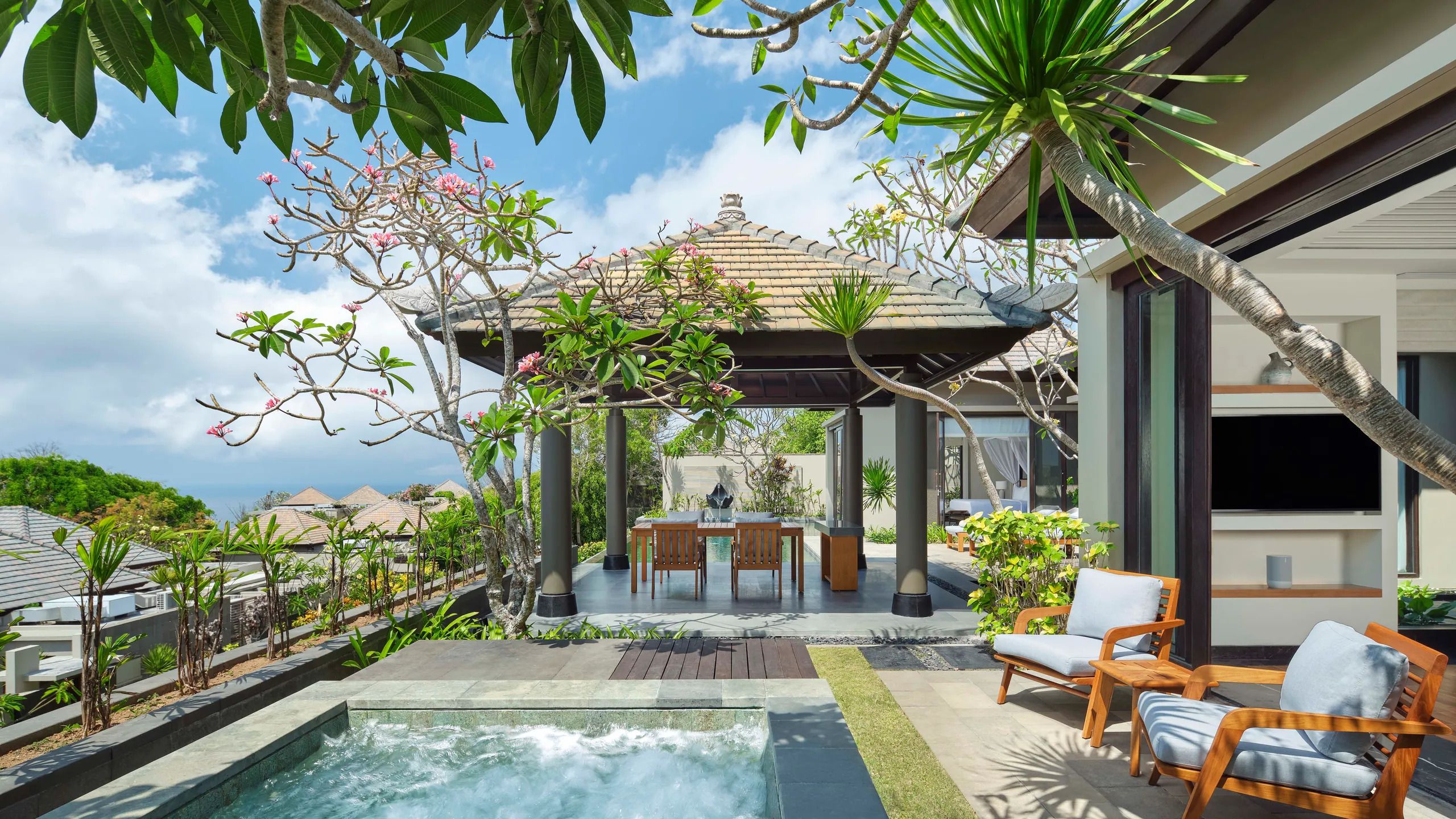 Umana Lxr hotel