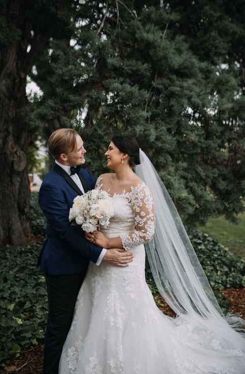 Rachel and Sean at Hotel Kurrajong Grounds