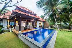 Elegant Waterfront Wedding Venue in Phuket - Akyra Beach Club at Real Weddings