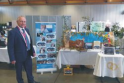 Blue Mountains Celebrant - Phil Timbrell Happyday Celebrant