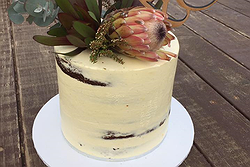 Chaos and Couture Cakes by Nadia