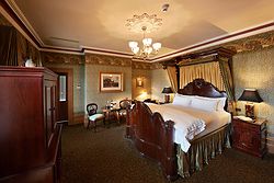 Craig's Royal Hotel Weddings