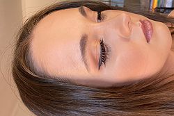 Hair & Makeup 2 U