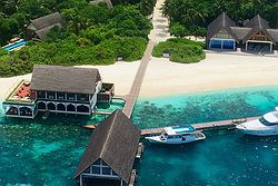 The Four Seasons, Landaa Giraavaru