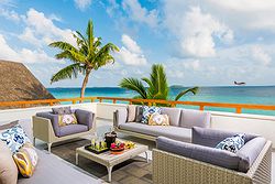 The Four Seasons, Landaa Giraavaru