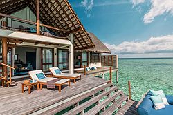 The Four Seasons, Landaa Giraavaru