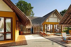 The Four Seasons, Landaa Giraavaru