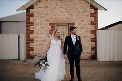 Lonely Pine Weddings