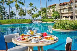 Phuket Marriott Resort & Spa, Merlin Beach