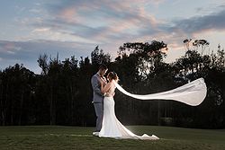 Mercure Kooindah Waters Weddings