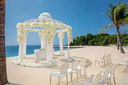 Romantic Bali Beach Weddings - The Mulia Resort at Real Weddings