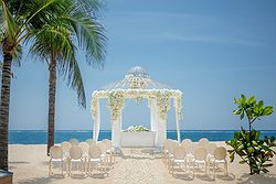 Beach Wedding Bali - The Mulia Resort at Real Weddings