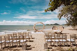 Pullman Palm Cove Sea Temple Resort & Spa
