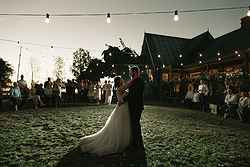 Perfect Garden Weddings Coldstream - The Riverstone Estate at Real Weddings