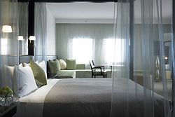 Royce Hotel Weddings