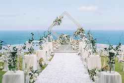 Best Clifftop Weddings Bali - Six Senses Resort at Real Weddings