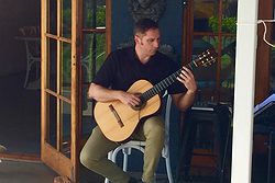 Tristan Bradley Guitarist