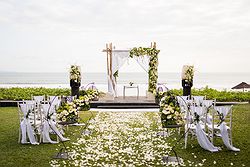 W Bali - Ice Garden Ceremony