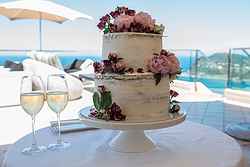 wedding venue_nsw_jonahs restaurant_boutique_hotel_cake