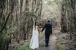 Yering Gorge Cottages by The Eastern Golf Club Weddings