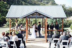 Yering Gorge Cottages by The Eastern Golf Club Weddings